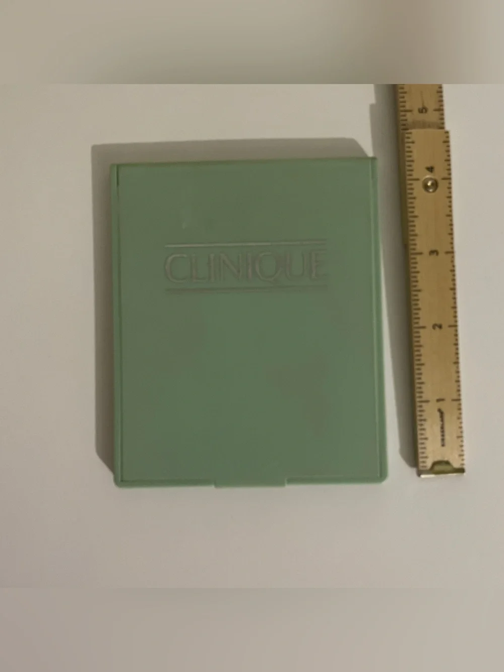 Clinique classic Clinique green folding compact mirror 3.5x4.25”